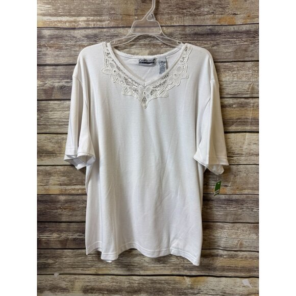 Cabin Creek Womens 2X White Cotton Polyester‎ Embroidered V-Neck Top - Picture 1 of 4
